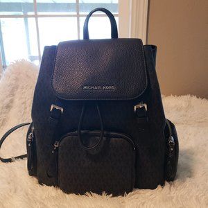 MICHAEL KORS Large Black Abbey Cargo Backpck